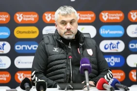 Thomas_Reis_tan_iki_futbolcu_icin_ayrlk_sozleri____1738969903